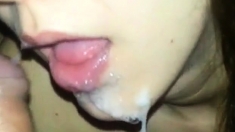 amateur cum in her mouth